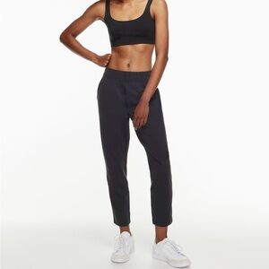 Aritzia Babaton Weekender Pant